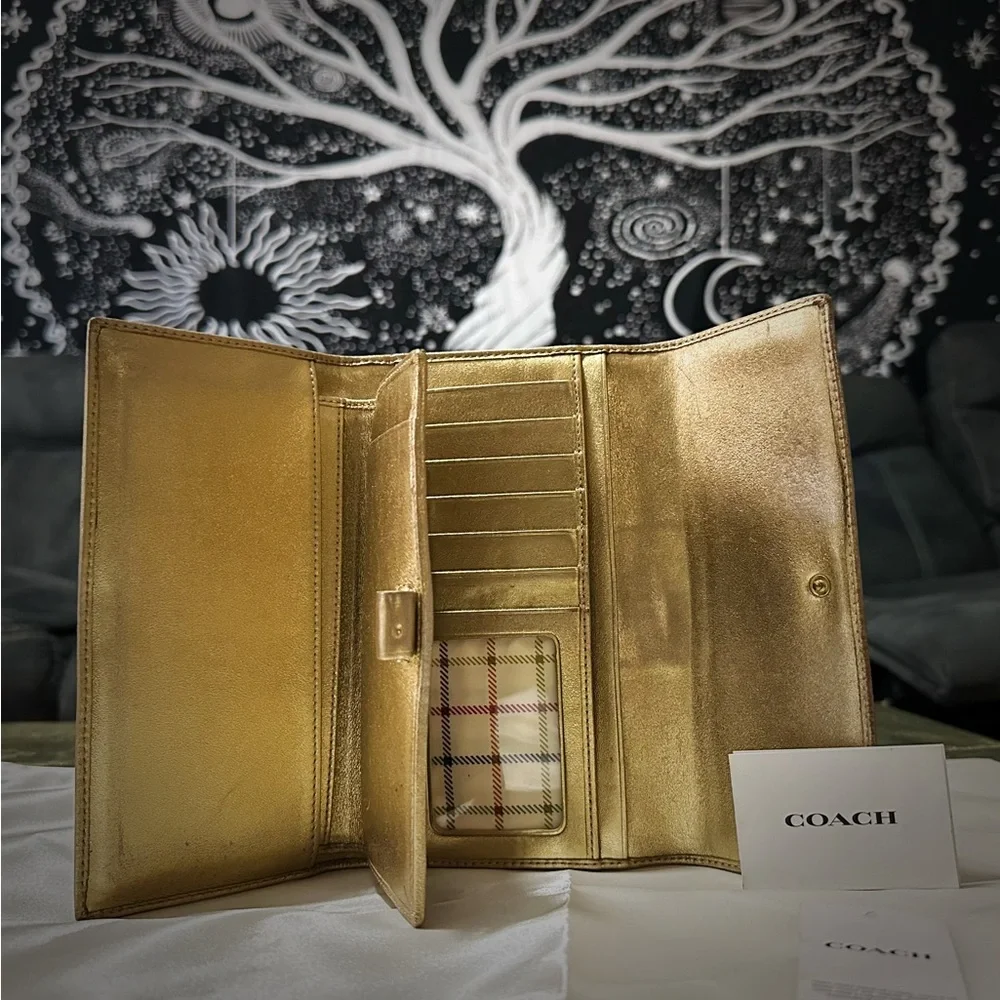 Vintage Coach Brown and Gold Wallet clutch - Picture 12 of 17